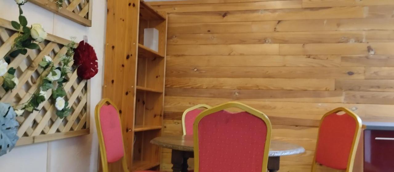 Pompignac La Maison Du Saule מראה חיצוני תמונה